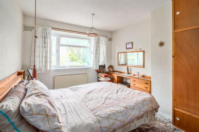 40 Rowlands Crescent-1_lo.jpg
