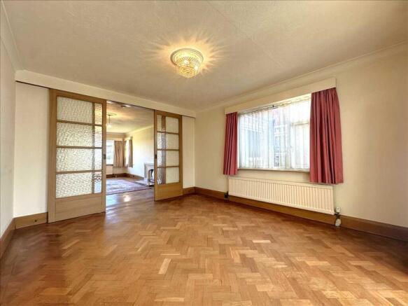 3 bed Bungalow for sale Image 6