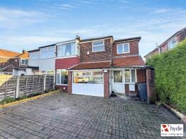 11, Windsor Crescent, Manchester M25 0DD