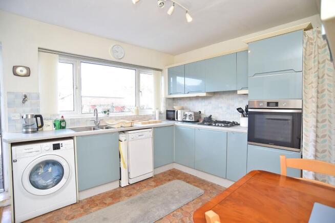 2 bed Detached for sale Image 7