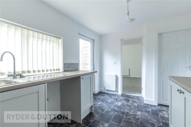 Kitchen: