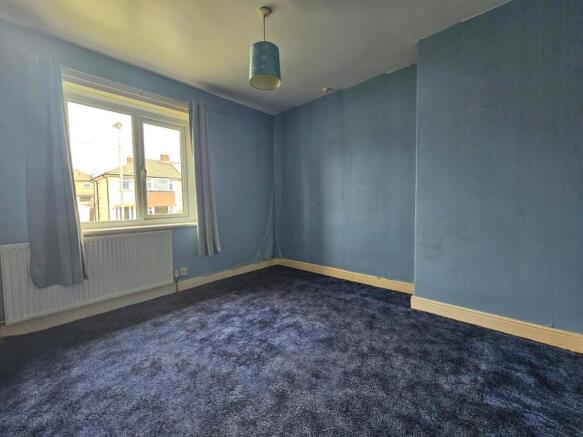 3 bed Terraced for sale Image 10