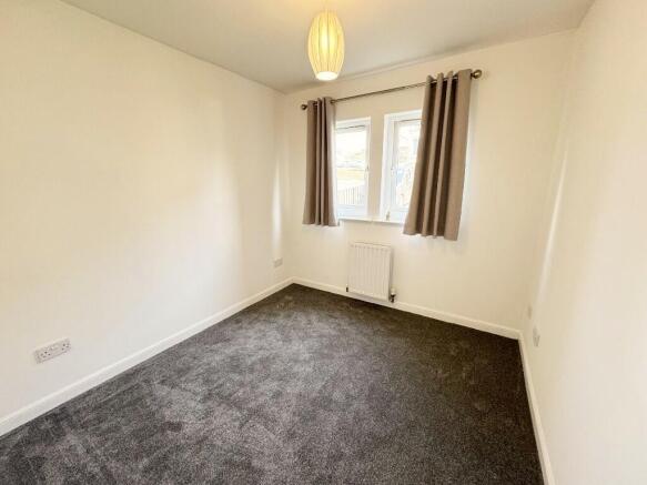 Bedroom 2 (1)