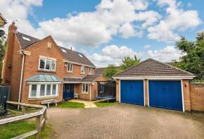 16, Portwey Close, Northampton NN6 9XE