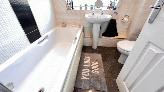 Bathroom/w.c.