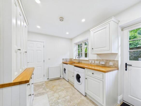 3 bed Detached for sale Image 6