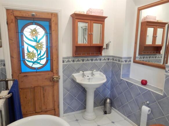 Family bathroom