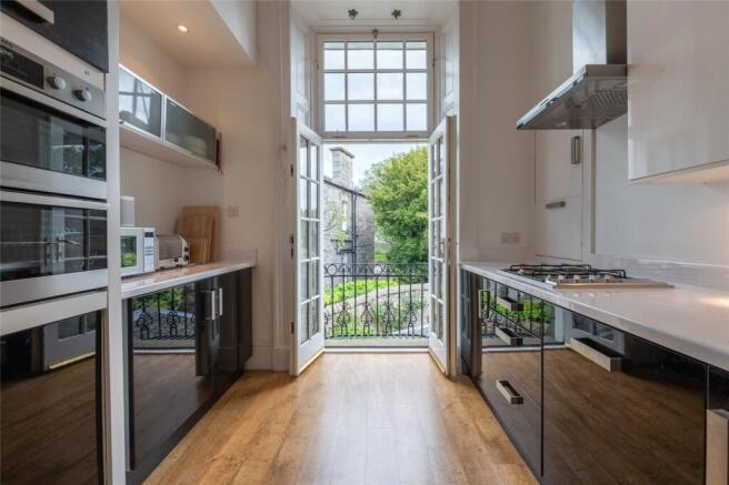 Ravelston Place