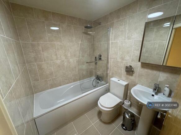 Bathroom/Toilet