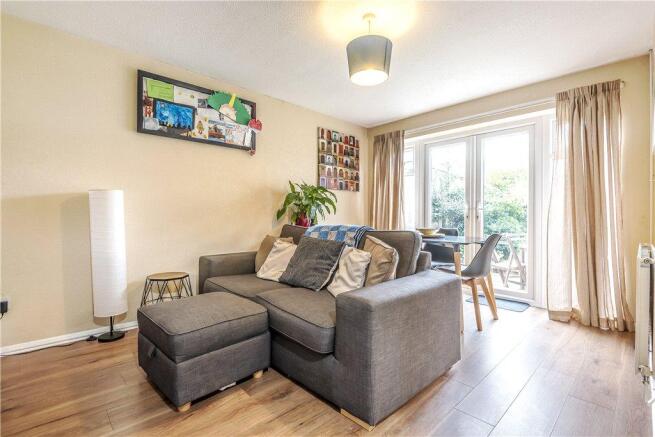 Sitting/Dining Room