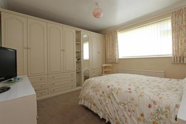 Master Bedroom.jpg