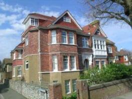 Flat 6, Sarnia House, Darley Road, Eastbourne BN20 7PE