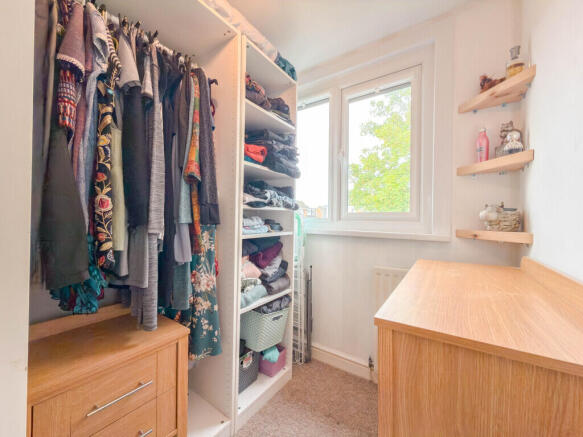 3 bed Semi-Detached for sale Image 10
