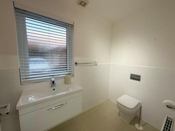 Downstairs WC§