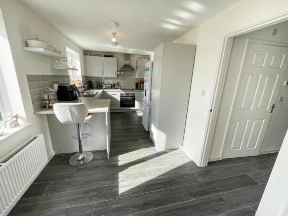 tlc_377aa533-8fae-4e69-8283-472f94b3a7f8_a593161.j