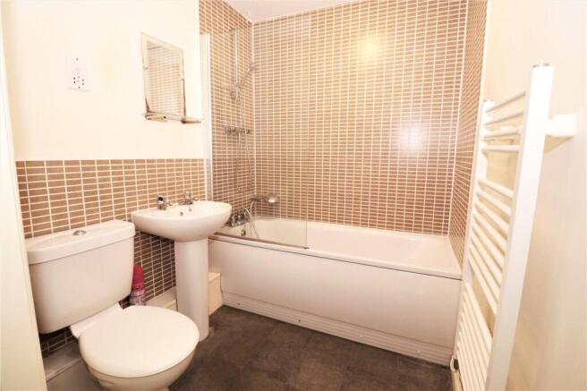 2 bed Apartment for sale Image 7