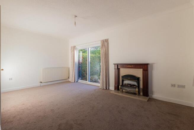Blossom Drive, Lisvane, Cardiff photo 2
