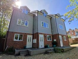 139, Hunnyhill, Newport PO30 5HS