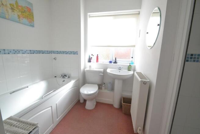 E/s Bath/Shower Rm