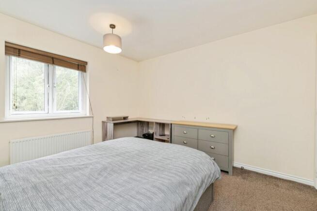 2 bed Flat for sale Image 6