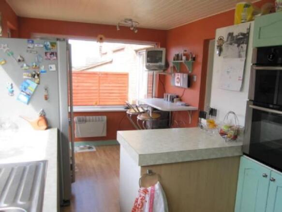 Kitchen/Breakfast 2