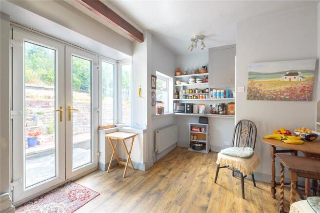 2 bed Semi-Detached for sale Image 11