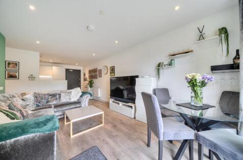 Panta House, 4 Old Barn Lane, Kenley, CR8