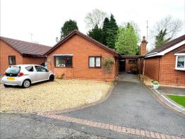 7, East Beeches, Wolverhampton WV9 5EA