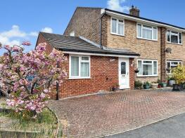 9, Ambleside Gardens, South Croydon CR2 8SE