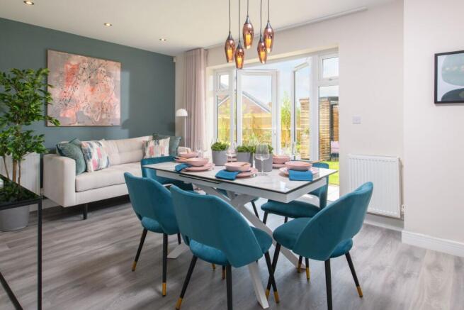 4 bed Detached for sale Image 5