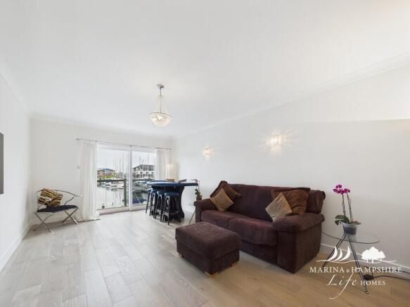 CAM03915G0-PR0051...