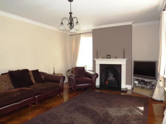 Lounge 2