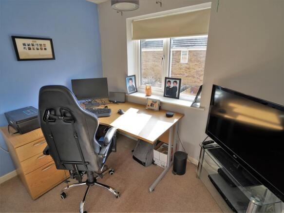 Photo 10