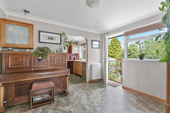 Living & Dining Area