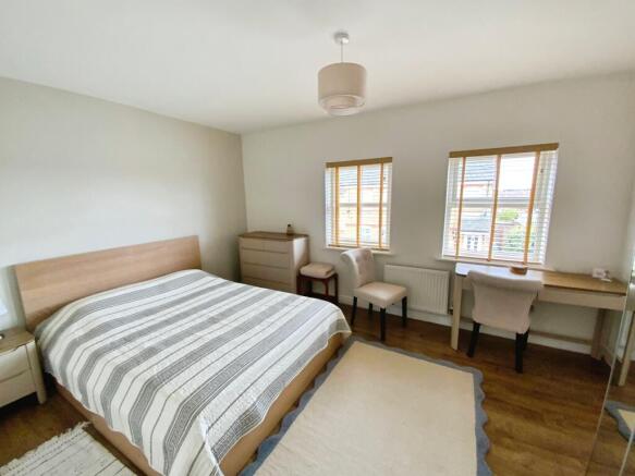 4 bed Detached for sale Image 7