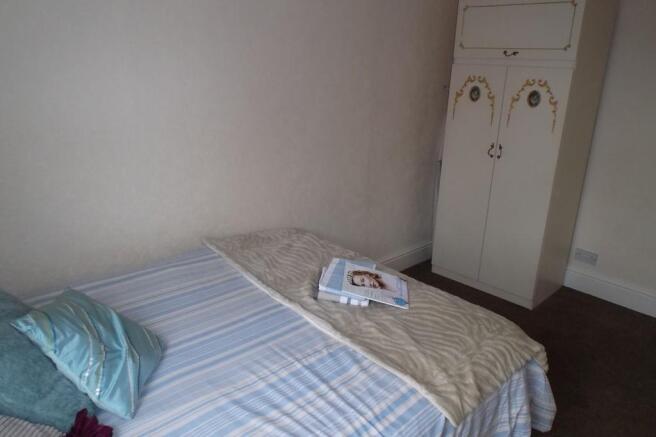 Bedroom.JPG