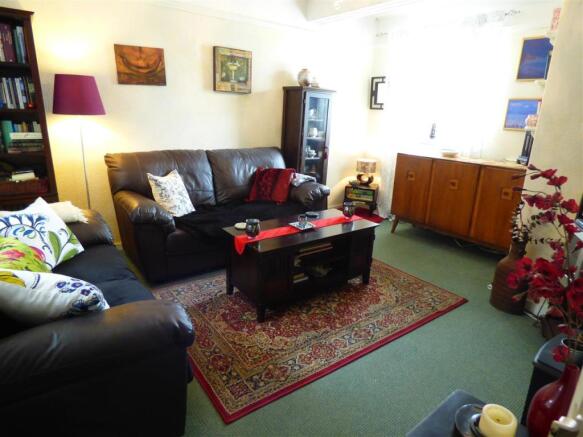 LIVING ROOM VIEW 2
