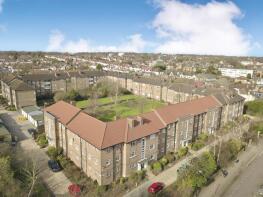 50, Malford Court, The Drive, South Woodford, London E18 2HS