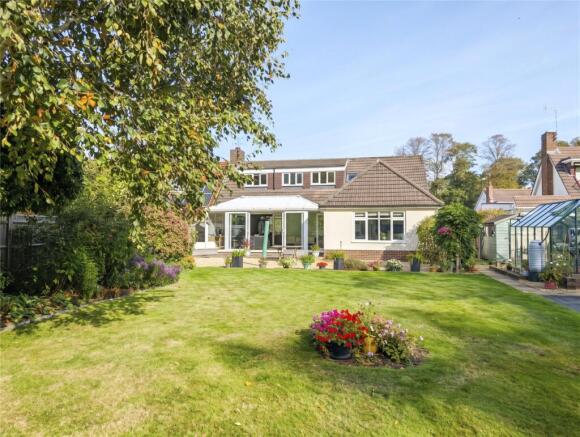 Rothesay Drive, Highcliffe, Christchurch, BH23 photo 2