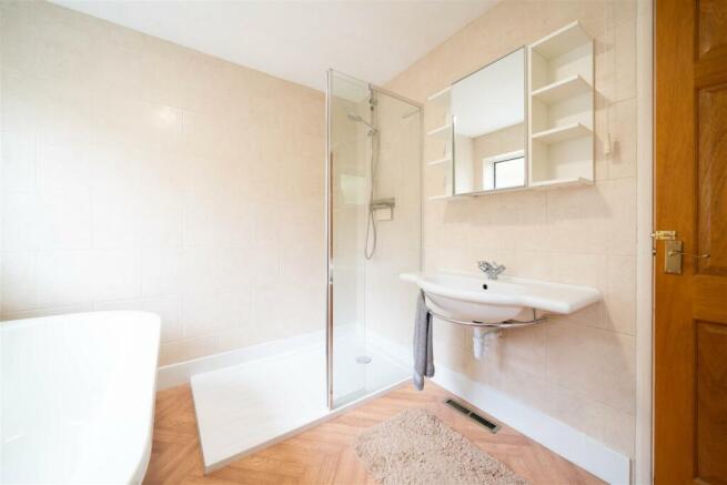 bathroom-2.jpg