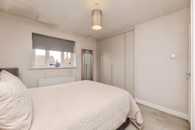 2 bed Semi-Detached for sale Image 11