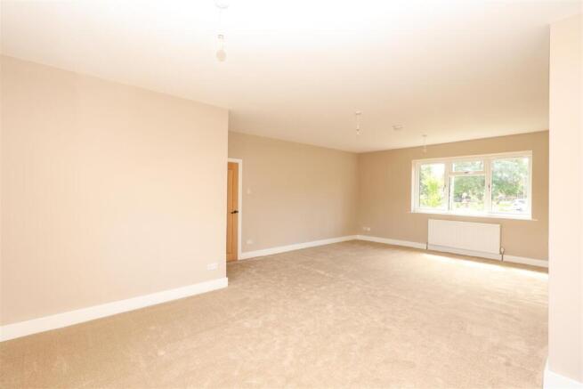 2 bed Detached Bungalow for sale Image 7