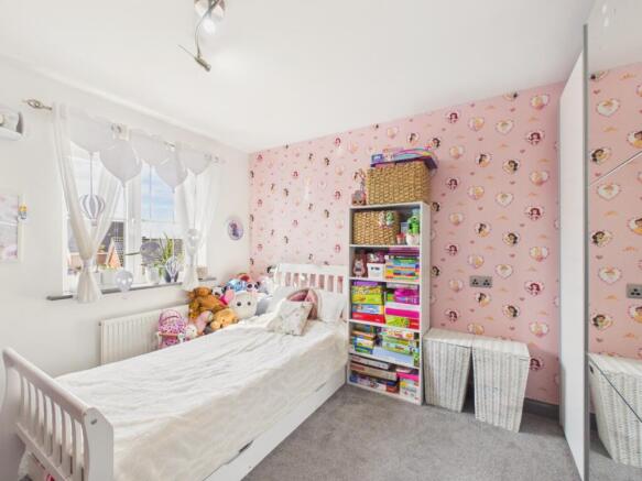 3 bed Terraced for sale Image 12