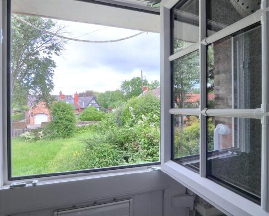 3 bed Terraced for sale Image 8