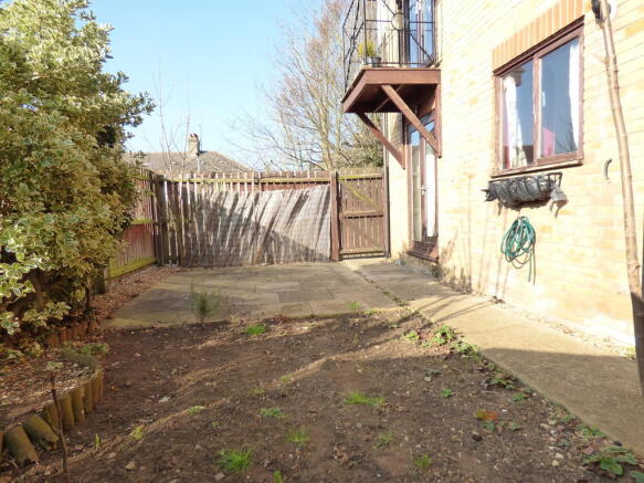 Photo 9