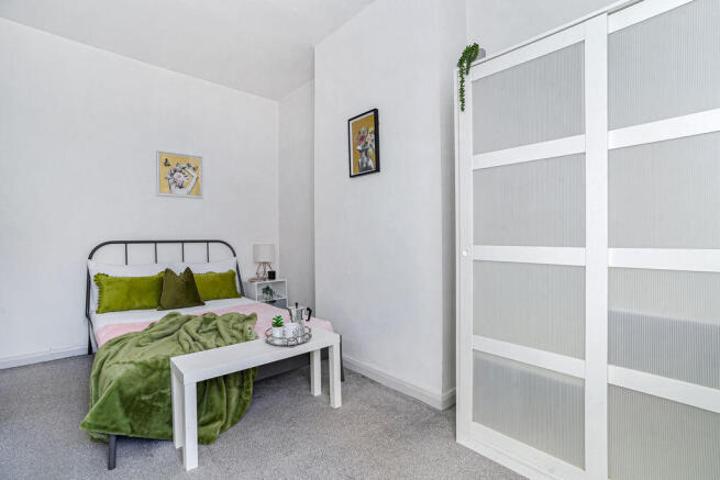 4 bed Terraced for sale Image 12