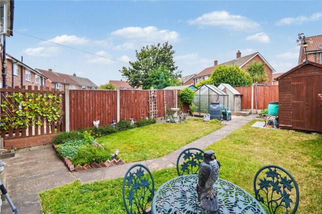 3 bed Terraced for sale Image 11