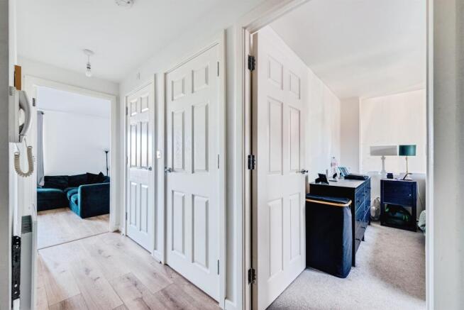 Archer Place, Brize Norton, Carterton photo 4