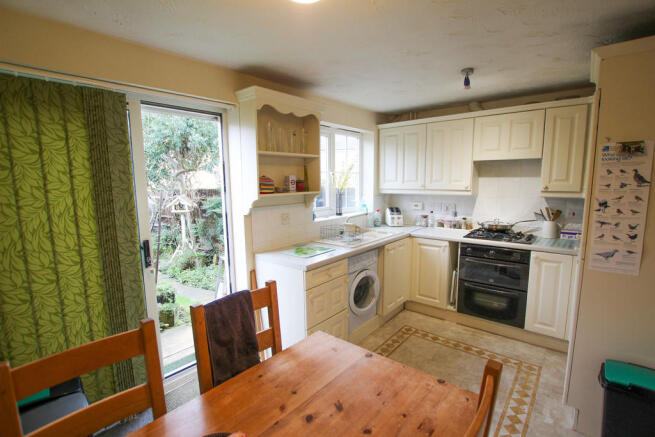 Kitchen Diner.