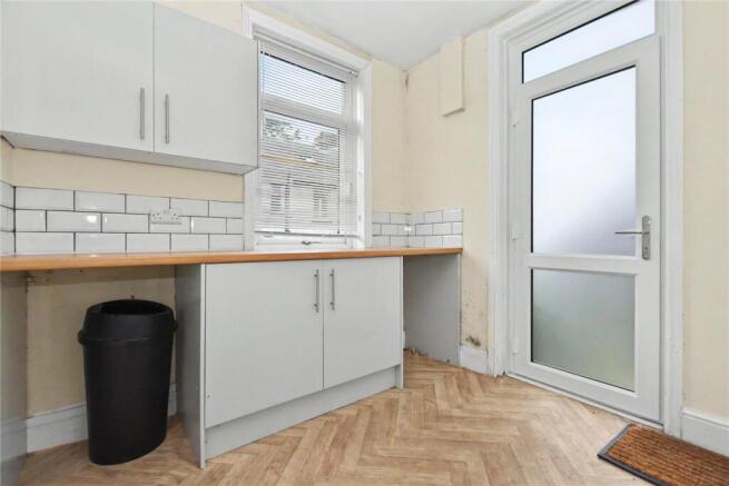 3 bed Terraced for sale Image 9